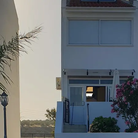 Dreamy 2 Bedroom Maisonette In Casa vacanze Mazotos