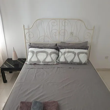 Dreamy 2 Bedroom Maisonette In