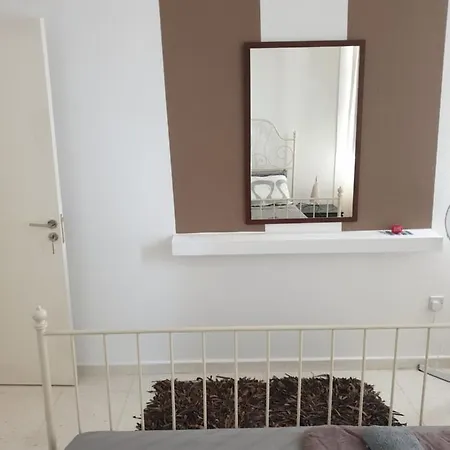Dreamy 2 Bedroom Maisonette In *