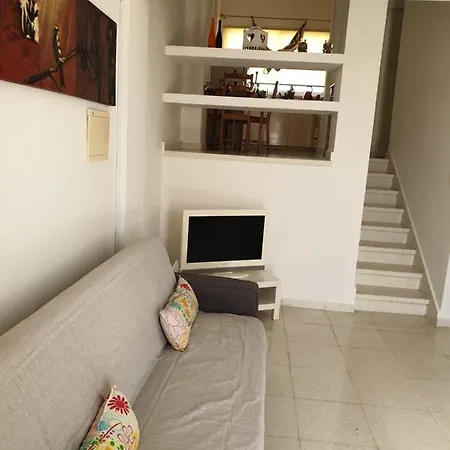 Dreamy 2 Bedroom Maisonette In Ferienhaus Mazotos